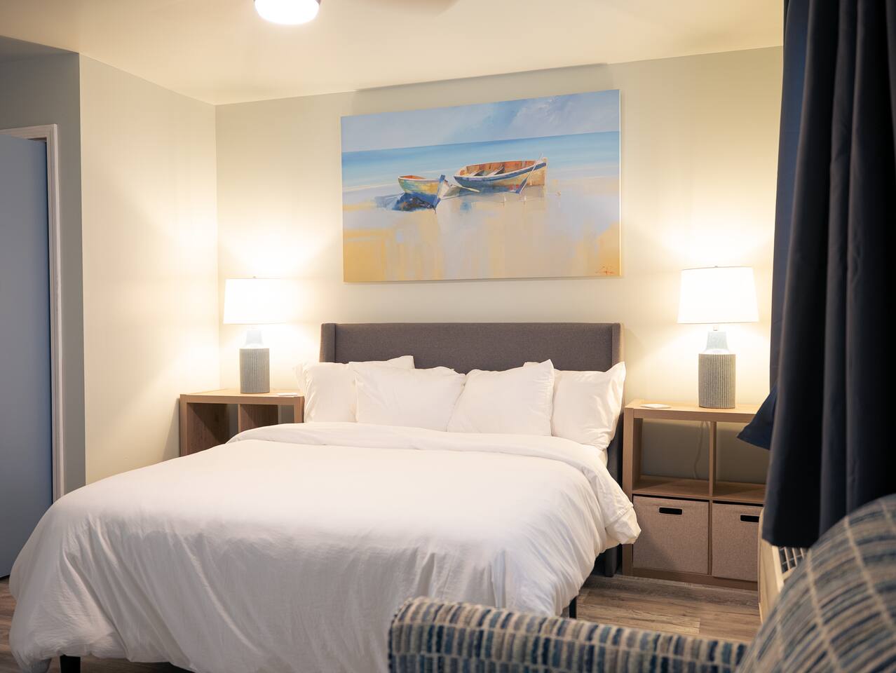 Anchor Point at Oak Shores, 5-min walk to beach
