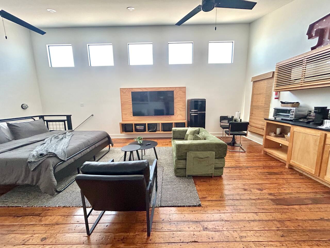 Mid-Mod Lodge - The Studio — Conway — vacation rental
