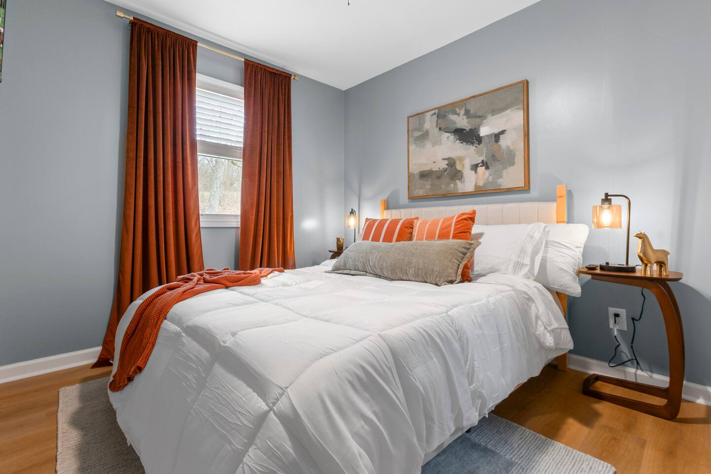 The Luxe/Secluded/Hot Tub/2 King Beds/Game Room