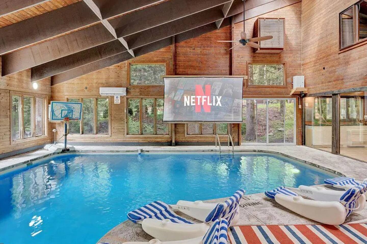 NEW! Waterfront with indoor pool/Hot tub/Pets