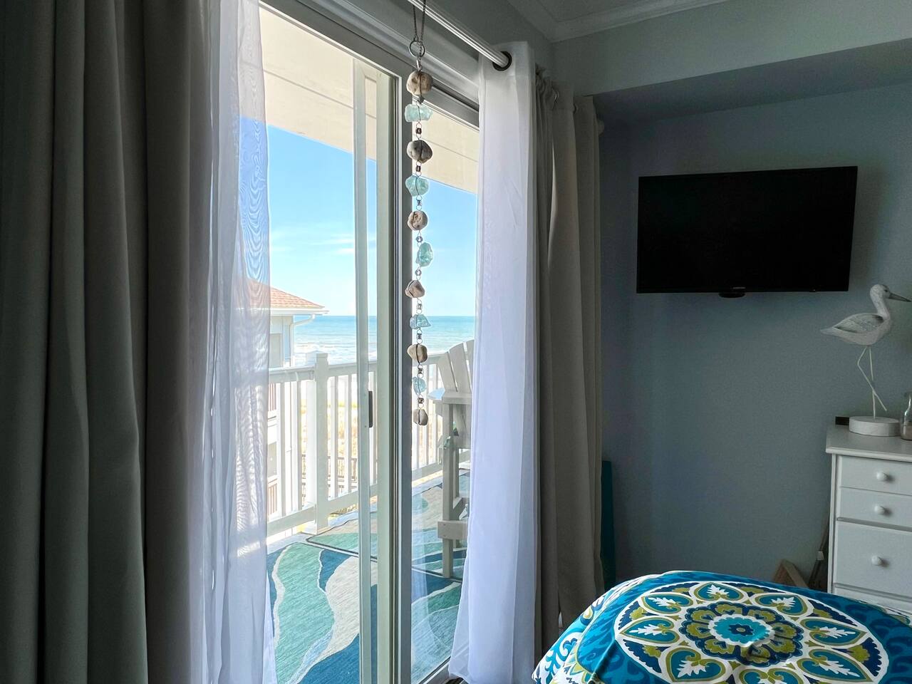Oceanfront OBX Condo | Pool & Private Balcony