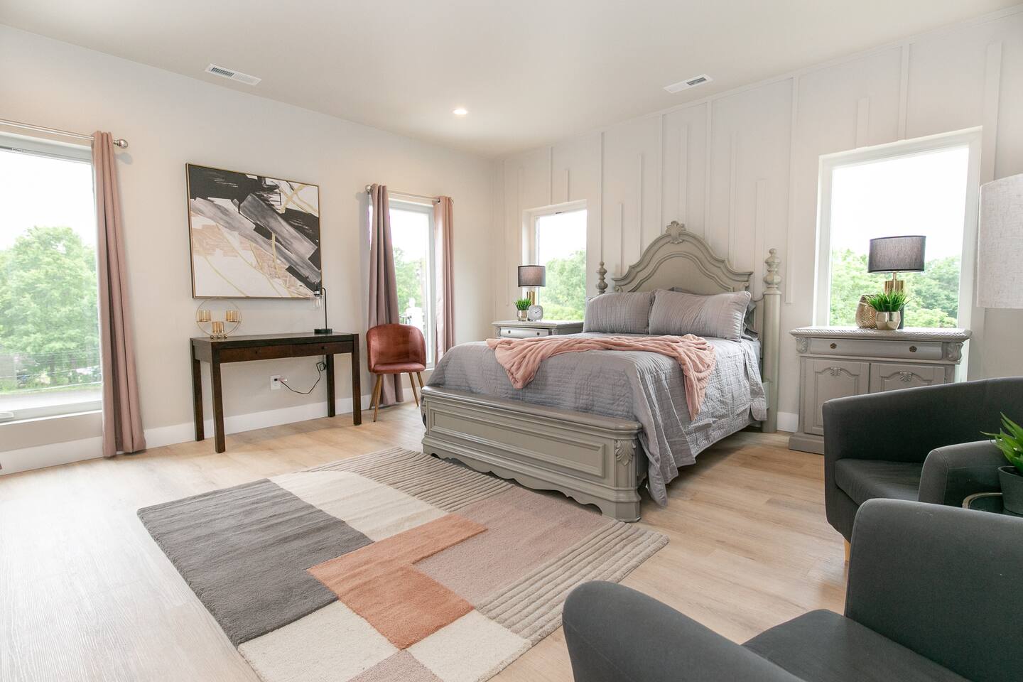 Game Room | Rooftop | Sleeps 16 | Mins to Downtown
