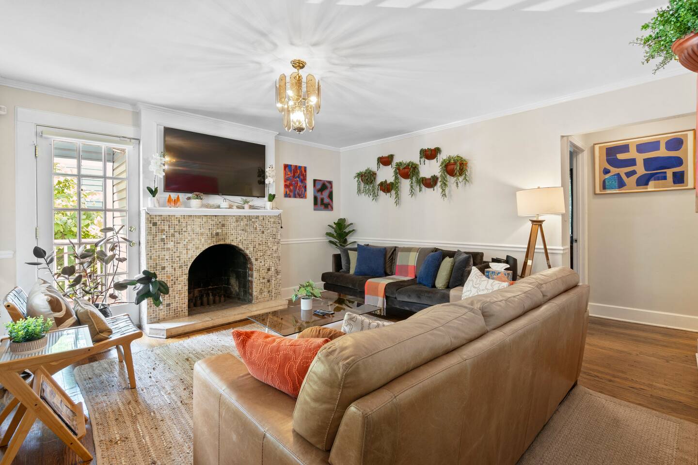 Sleeps 10 - Plaza Midwood - Walk to Restaurants — Charlotte, NC — vacation rental