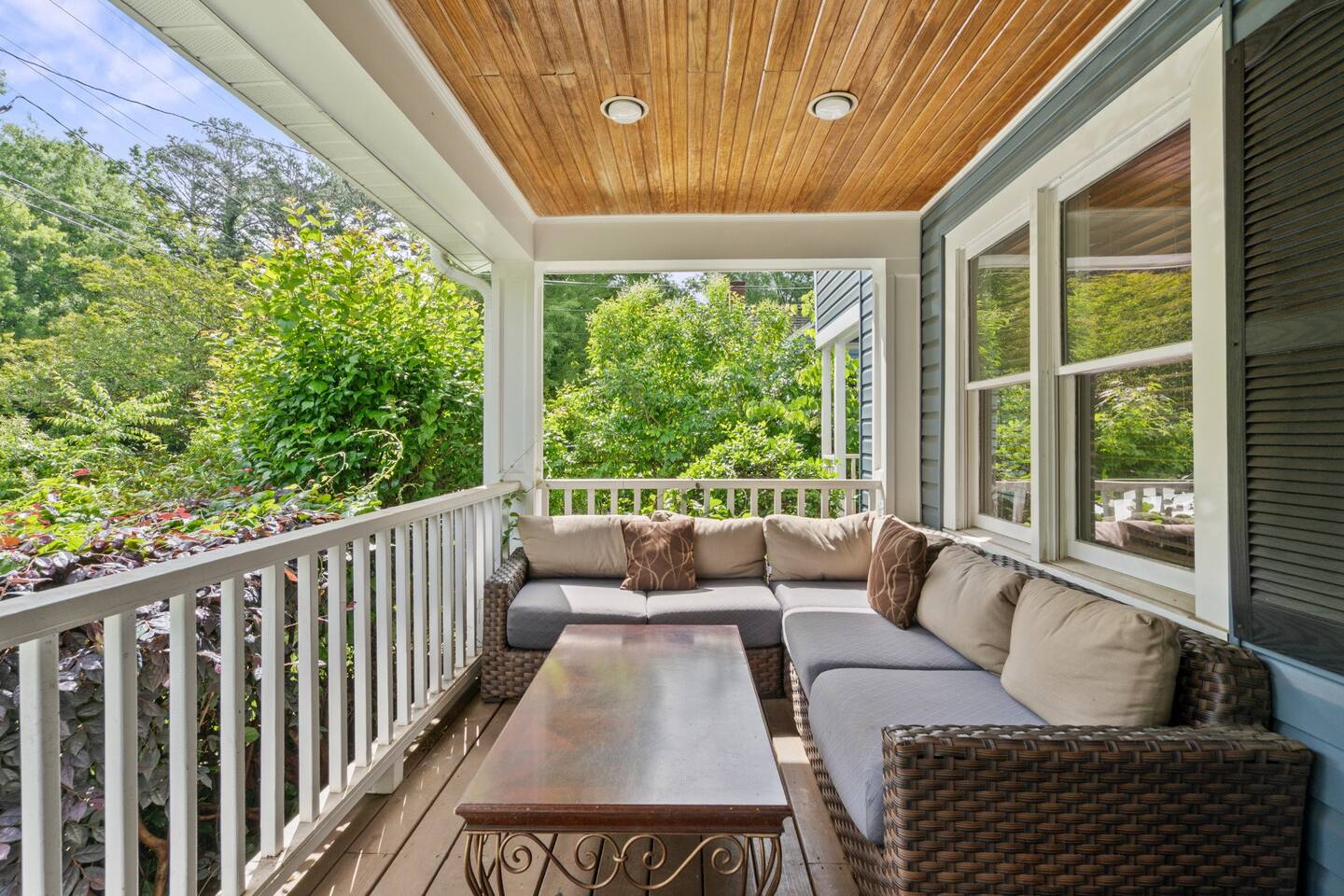 Sleeps 10 - Plaza Midwood - Walk to Restaurants