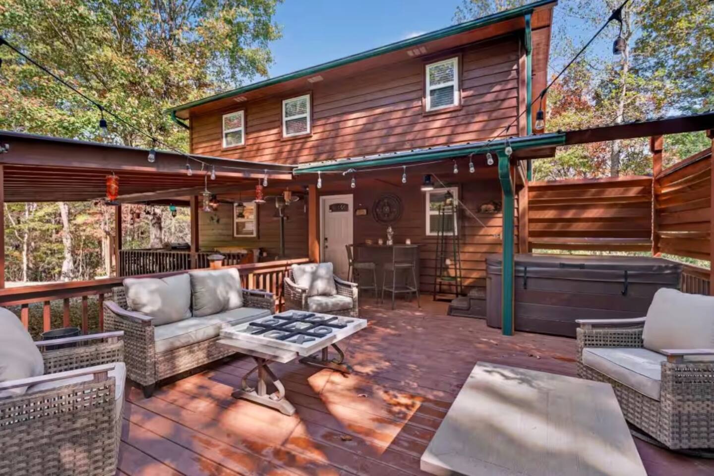 Cozy Hot Tub Cabin • Fire Pit • Near Blue Ridge