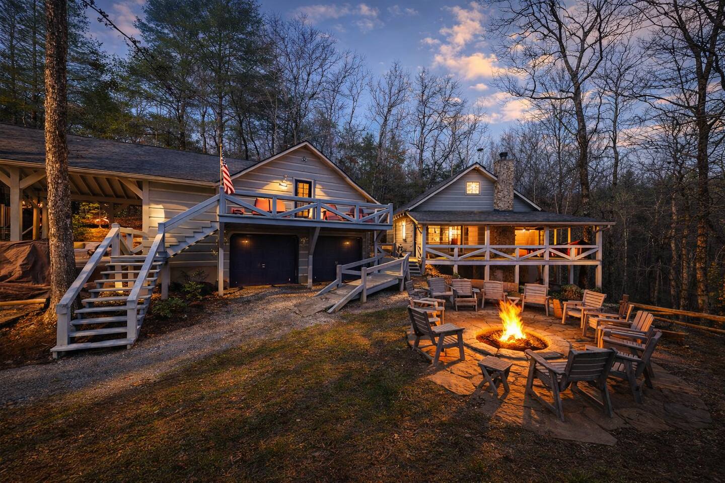 Near Toccoa River • Hot Tub • Fire Pit • Sleeps 12 — Blue Ridge, GA — vacation rental
