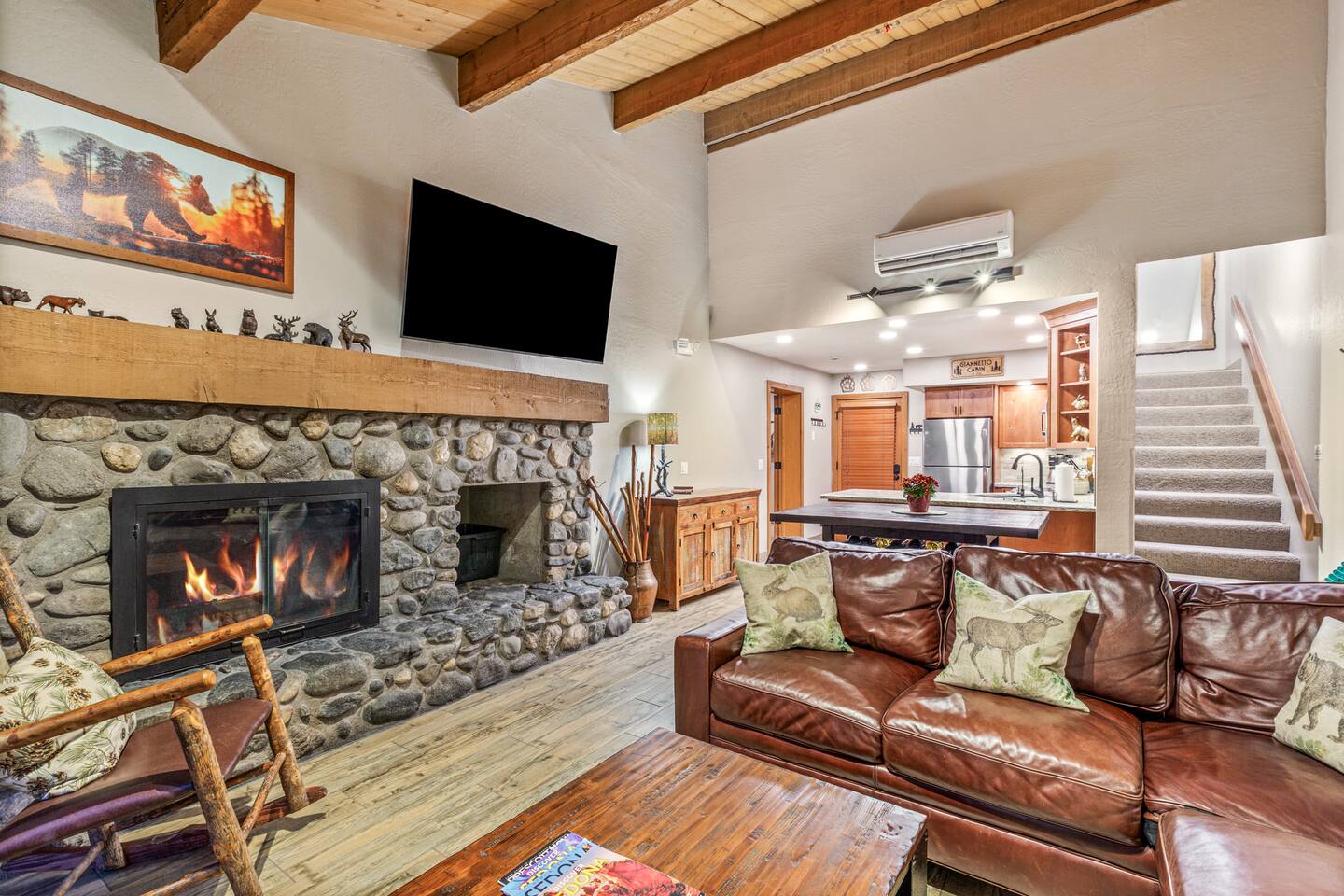 The Creekside Cabin