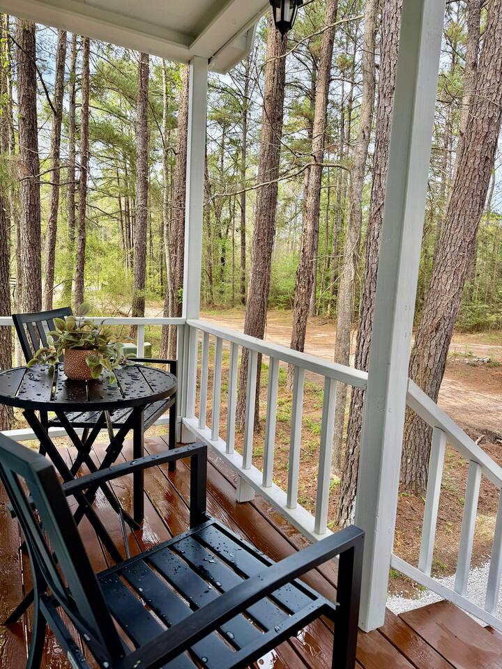 Black Creek Hideaway_Relax & Recharge in Woodland