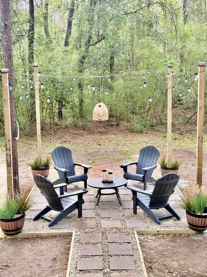 Black Creek Hideaway_Relax & Recharge in Woodland
