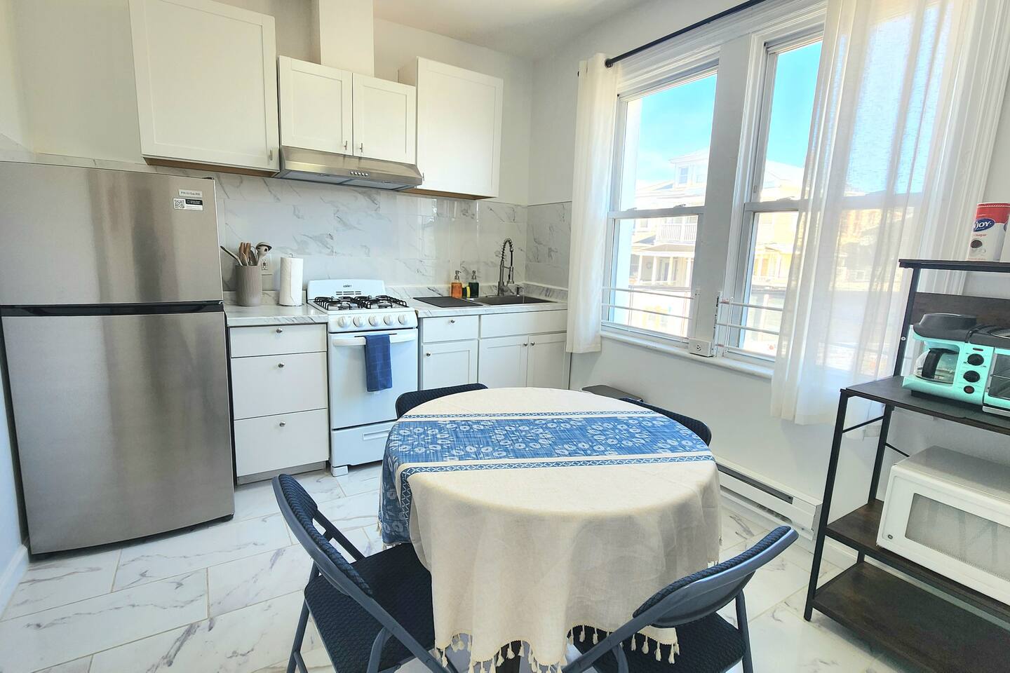 Sunshine Suite 2 - Cozy 2BR Near Beach & Boardwalk