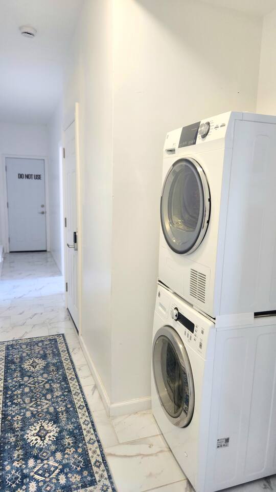 Sunshine Suite 2 - Cozy 2BR Near Beach & Boardwalk