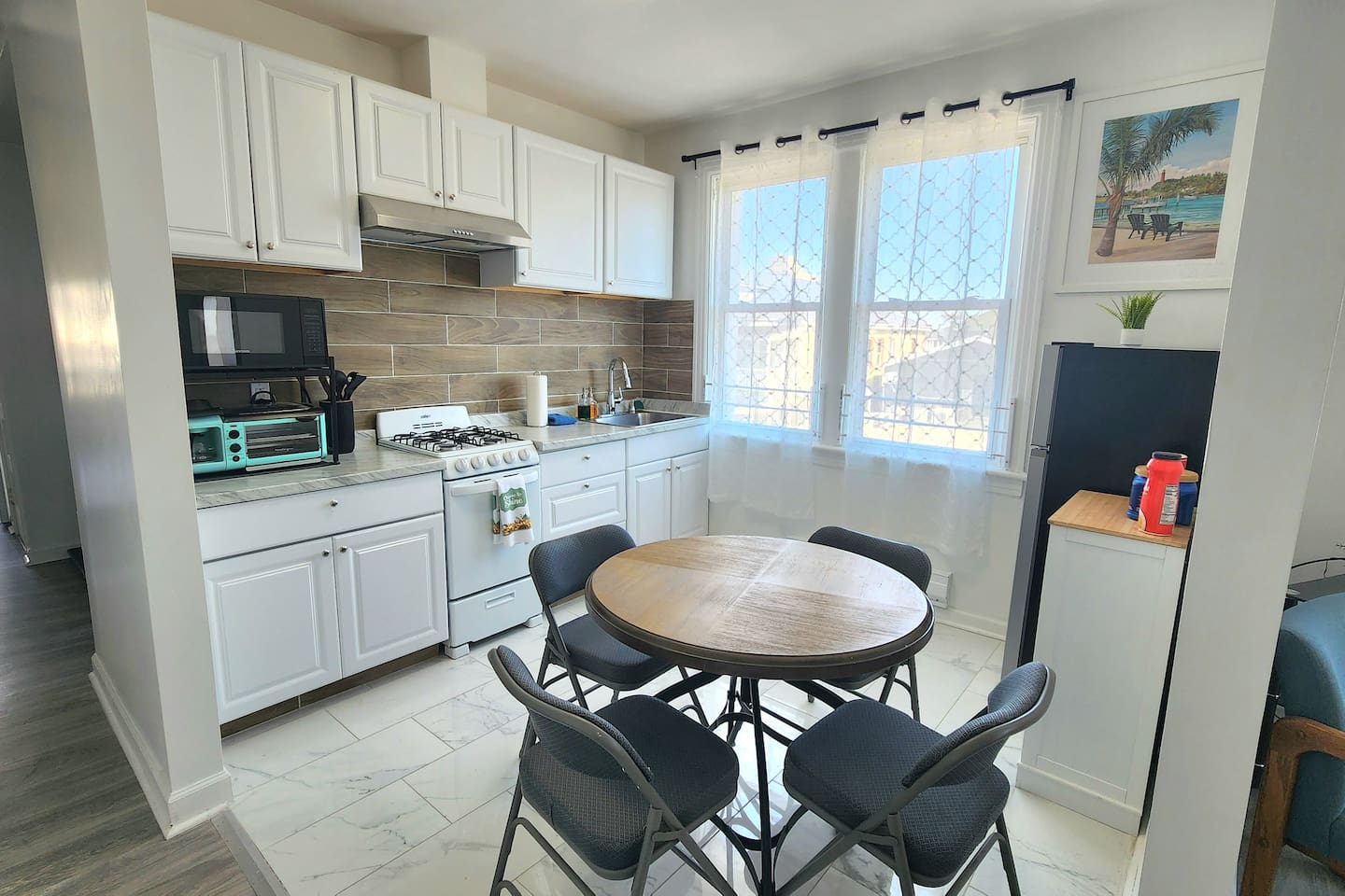 Sunshine Suite 3 - Cozy 2BR Near Beach & Boardwalk