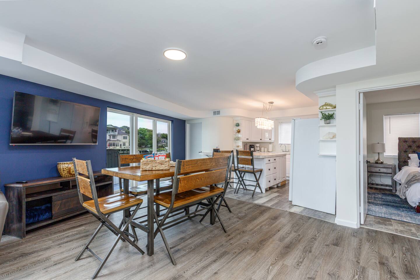 Harbor Heights - Waterfront Gem AC Marina Vibes