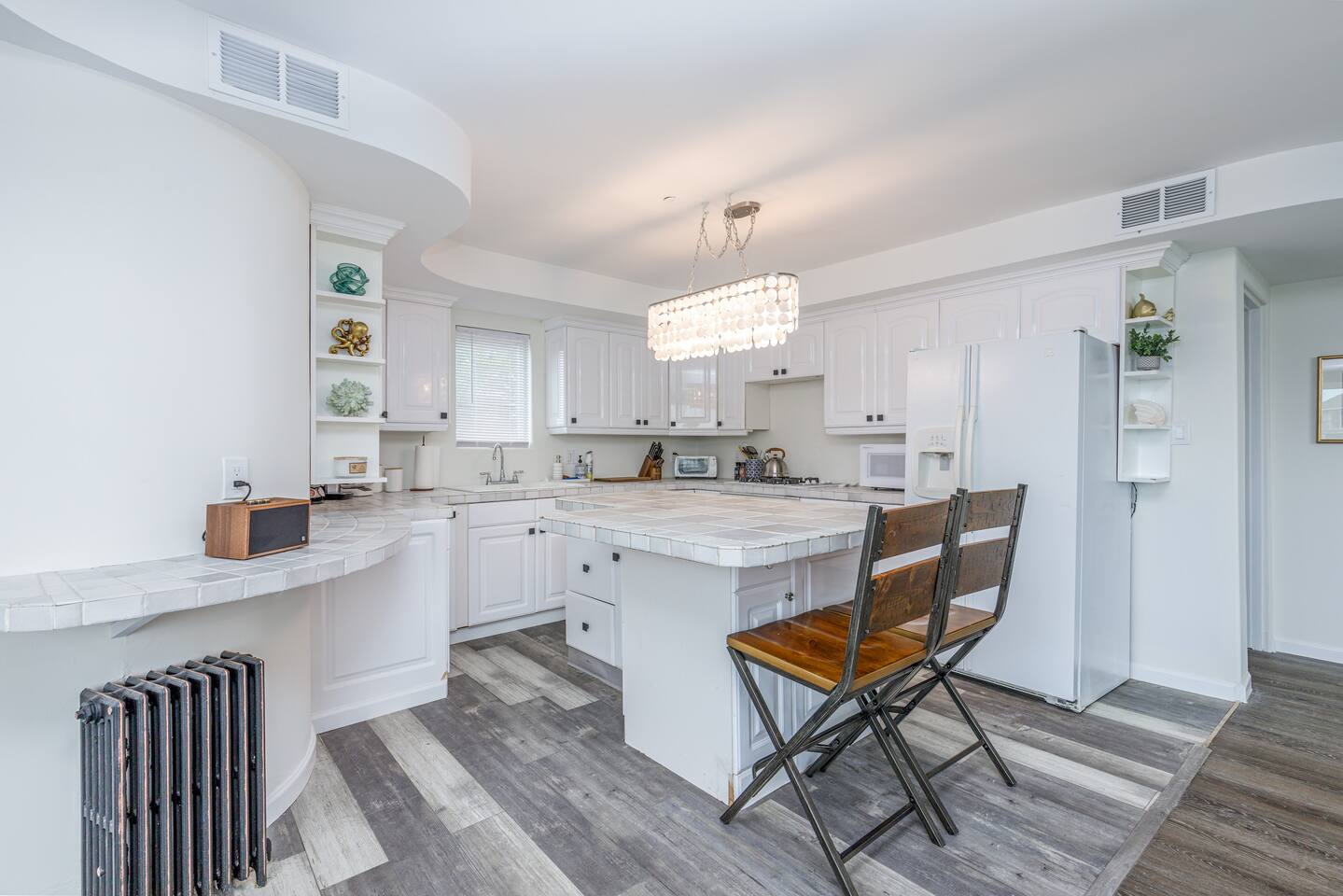 Harbor Heights Estate · 4BR AC Marina Castle on the Bay