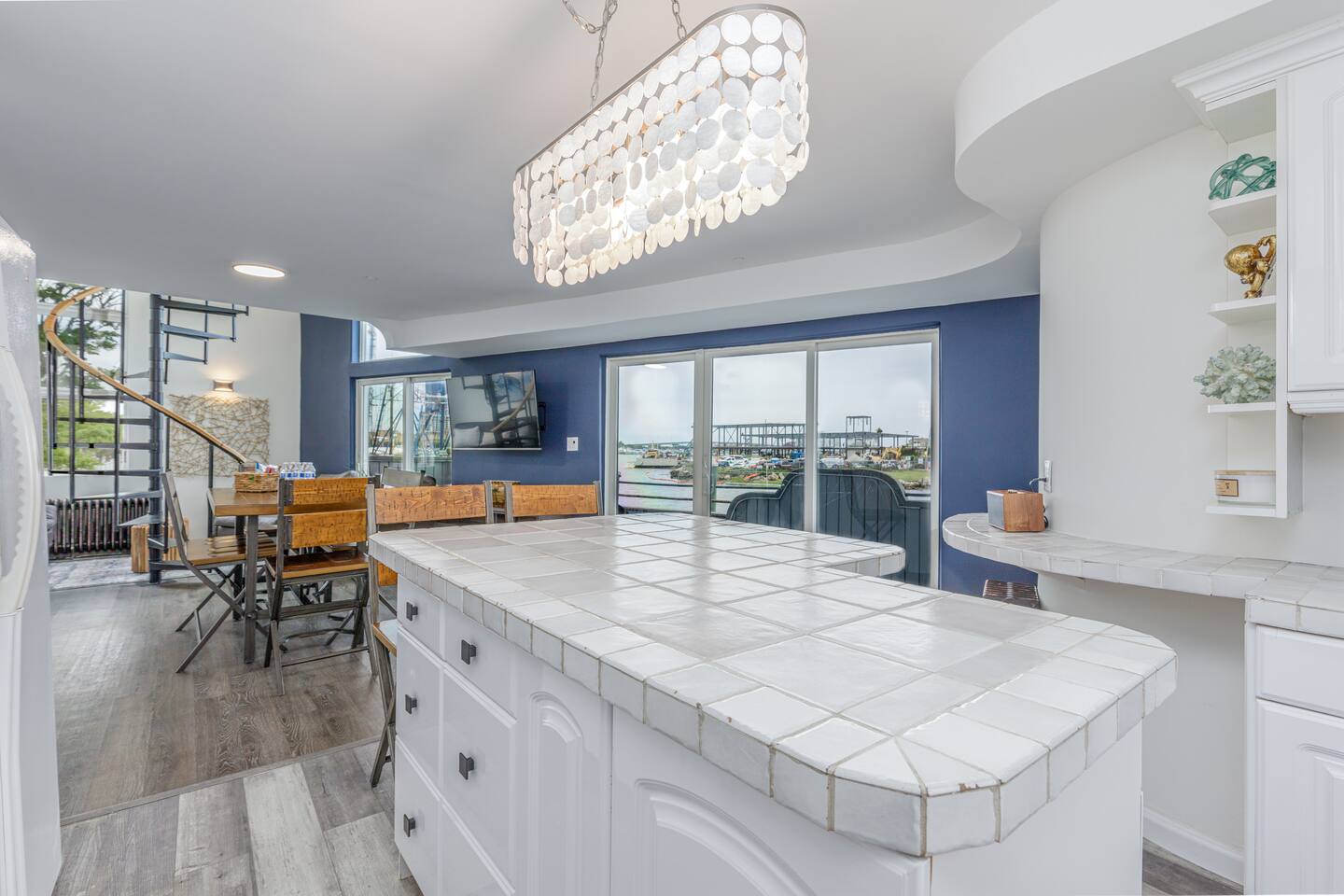 Harbor Heights Estate · 4BR AC Marina Castle on the Bay