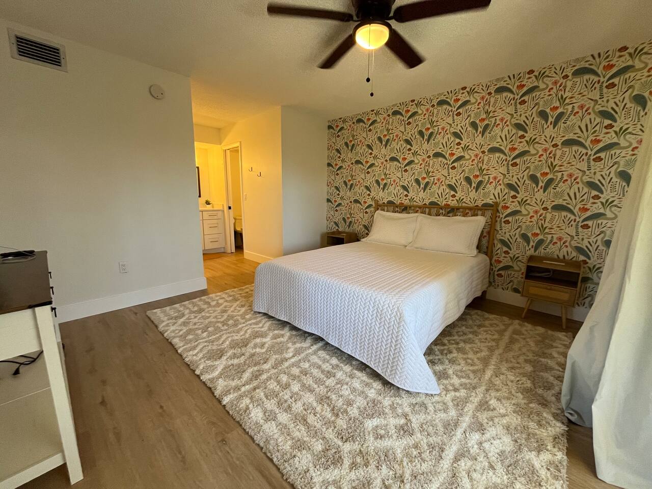 Private Tropical Beach Oasis - Citrus