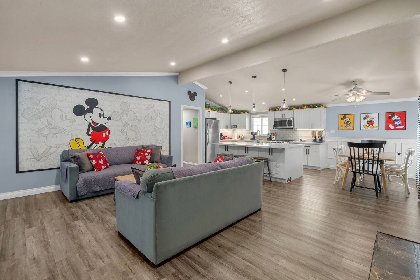 Disney Escape: Heated Pool, Arcade, and More!