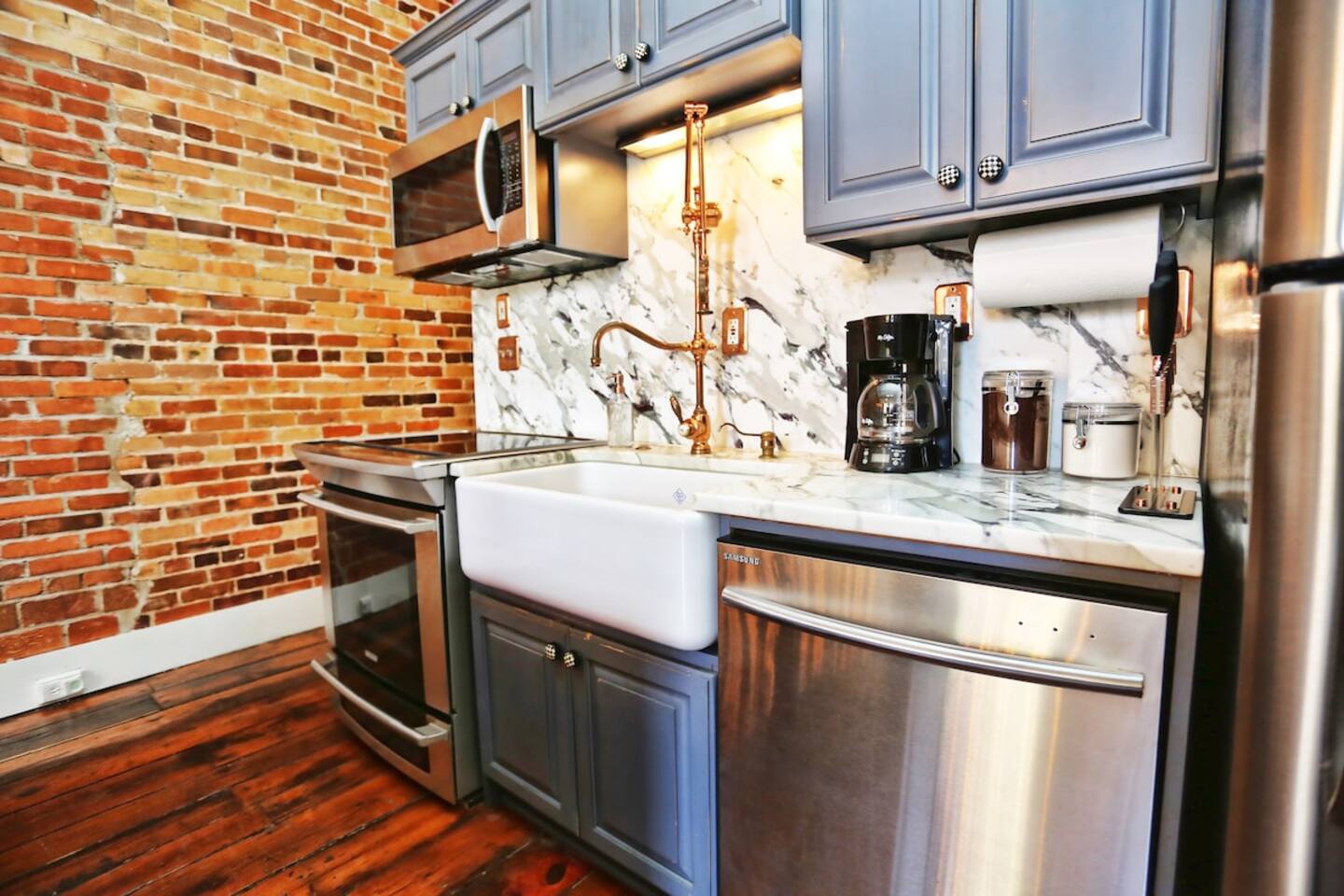 #Wilmington Loft Market and Front