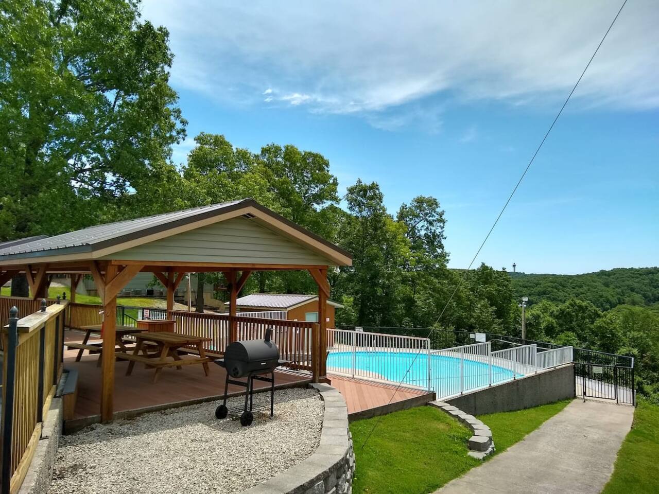 Gorgeous View, Cute/Clean! SDC, Hike/Fish on site!