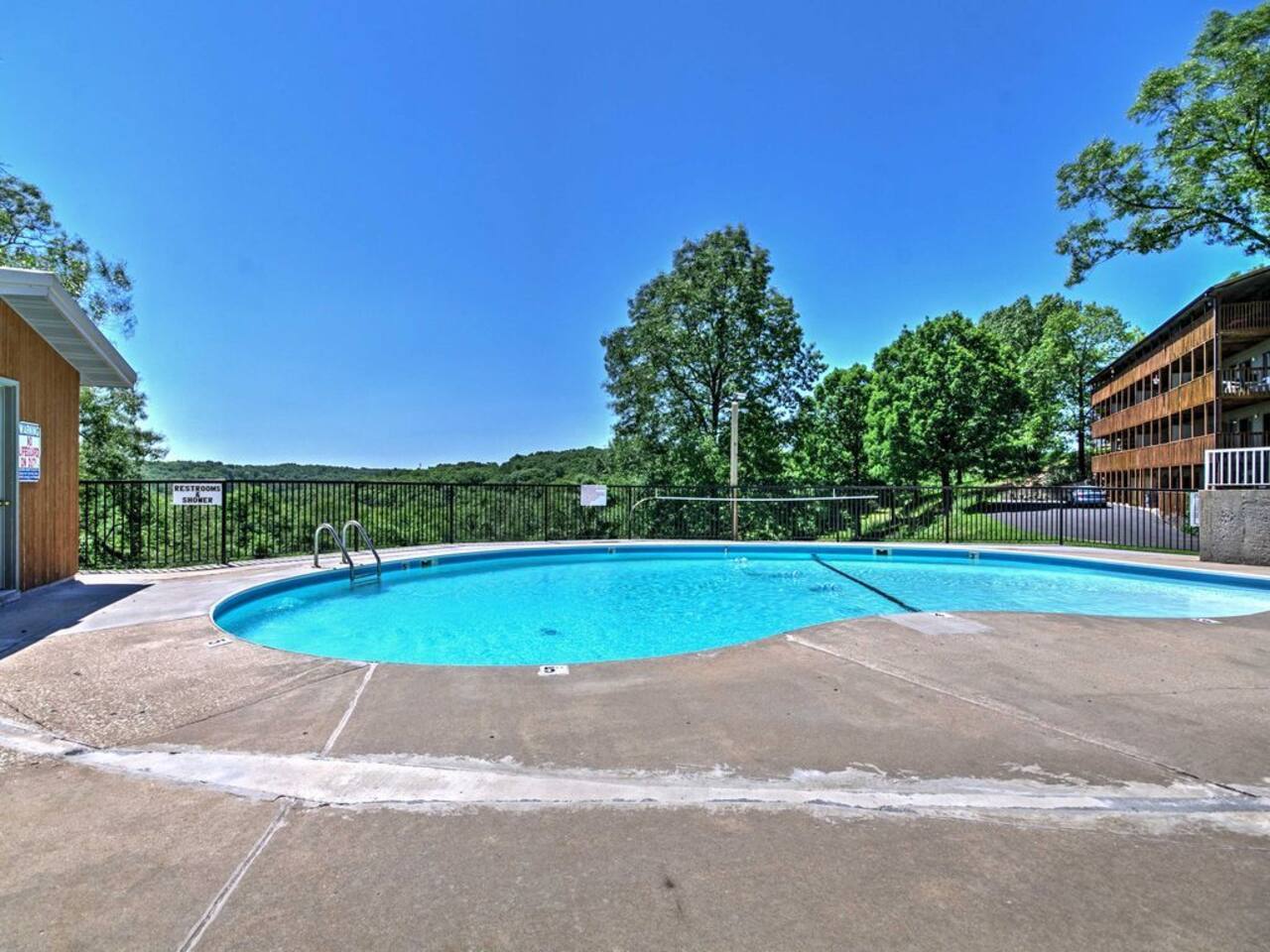 Gorgeous View, Cute/Clean! SDC, Hike/Fish on site!