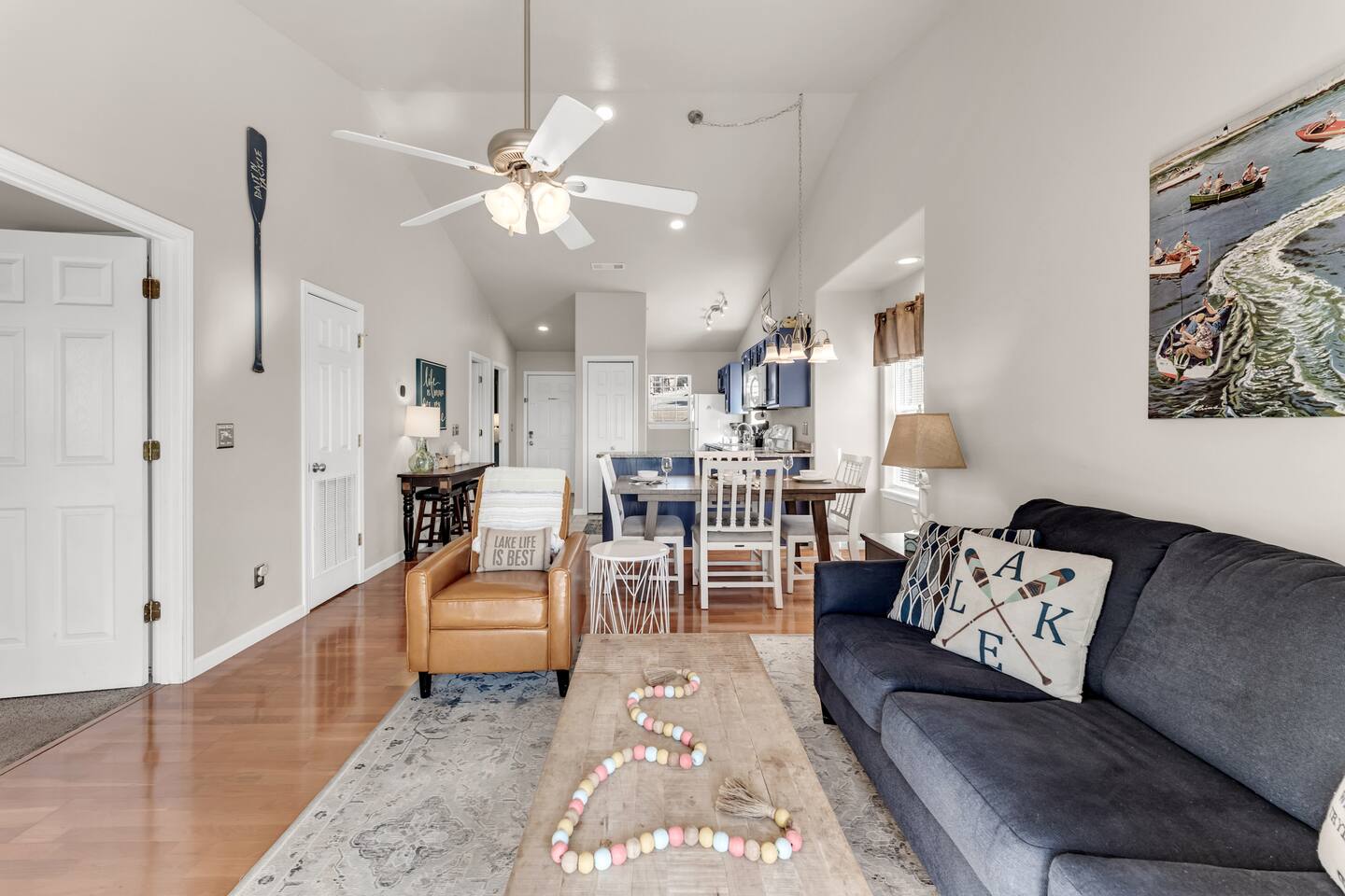 Gorgeous Lake/Mtn Views, Walk to Lake, SDC Close! - Apartment — Branson — vacation rental