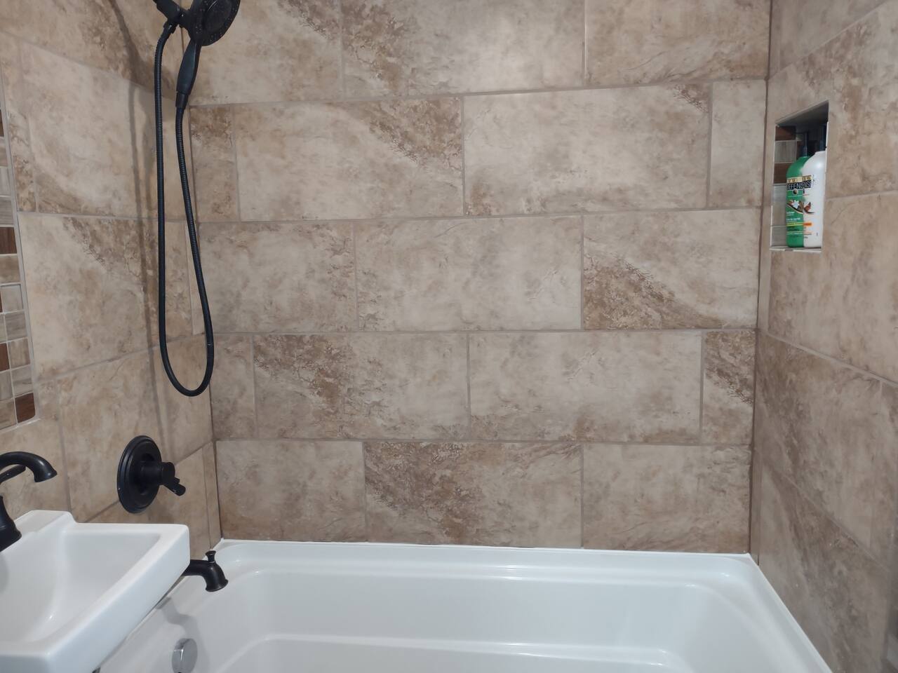 BS264 - pool, dock, and 3 minute walk to the beach