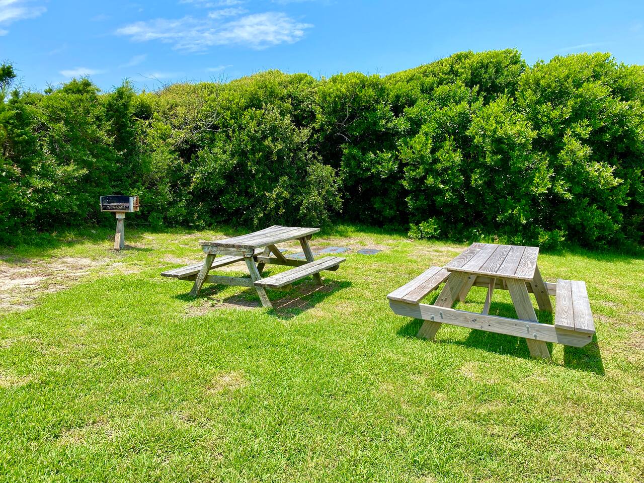 OS154 - pool, steps to the beach, wifi, w/d onsite