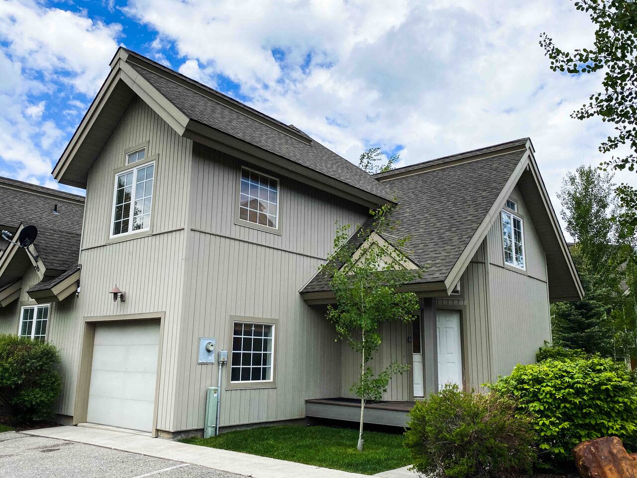The GRAND Getaway Condo; just off Ski Hill Road — Driggs — vacation rental