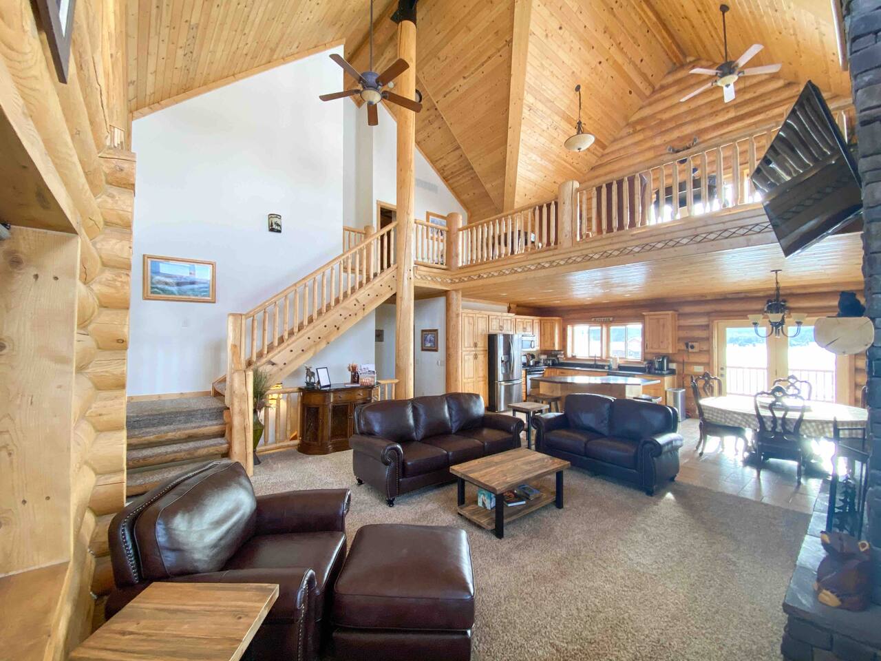 Moose Meadow Lodge near Yellowstone - Sleeps 15
