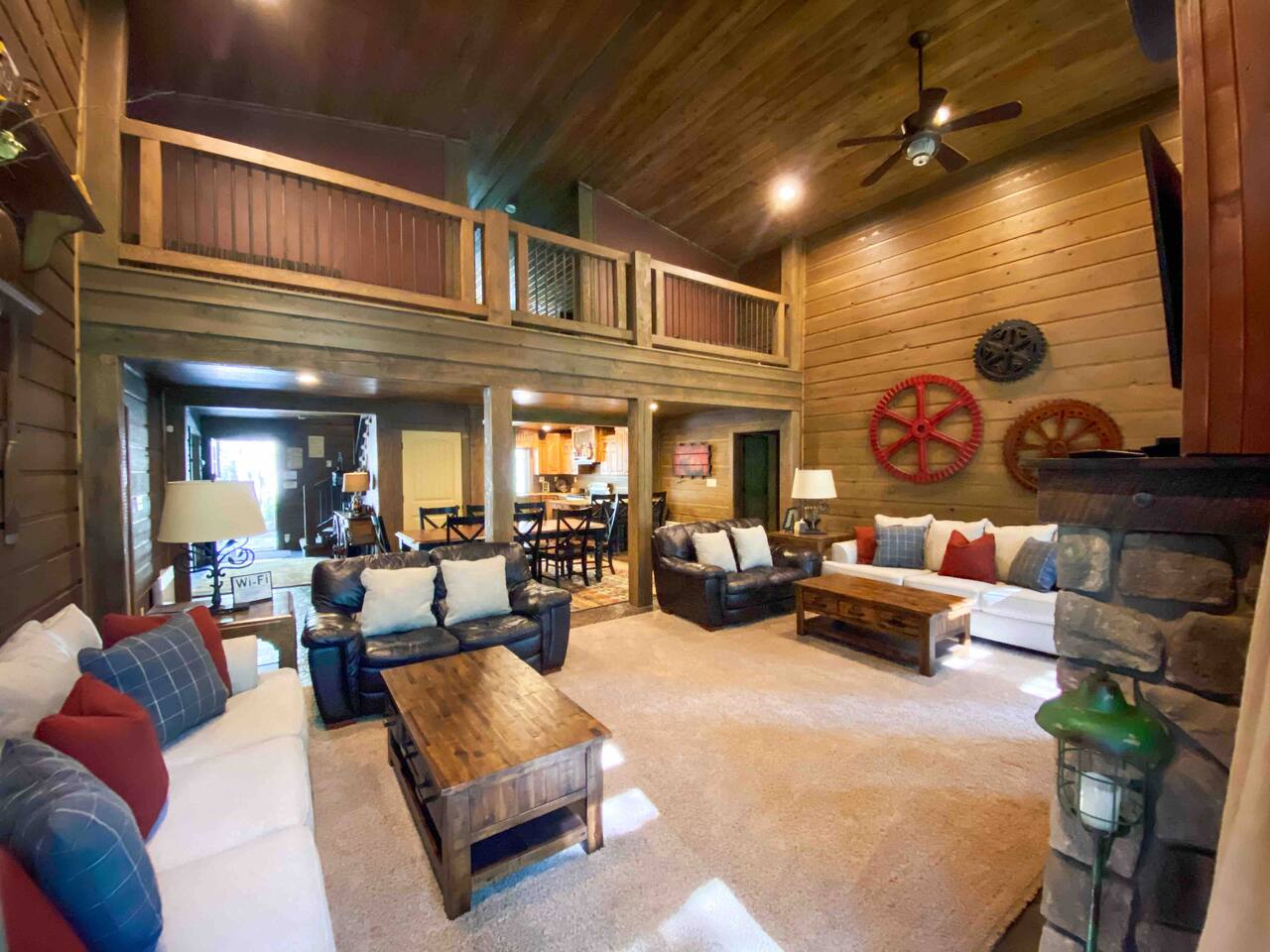 Lazy Daze Lodge on Bill's Island near Yellowstone
