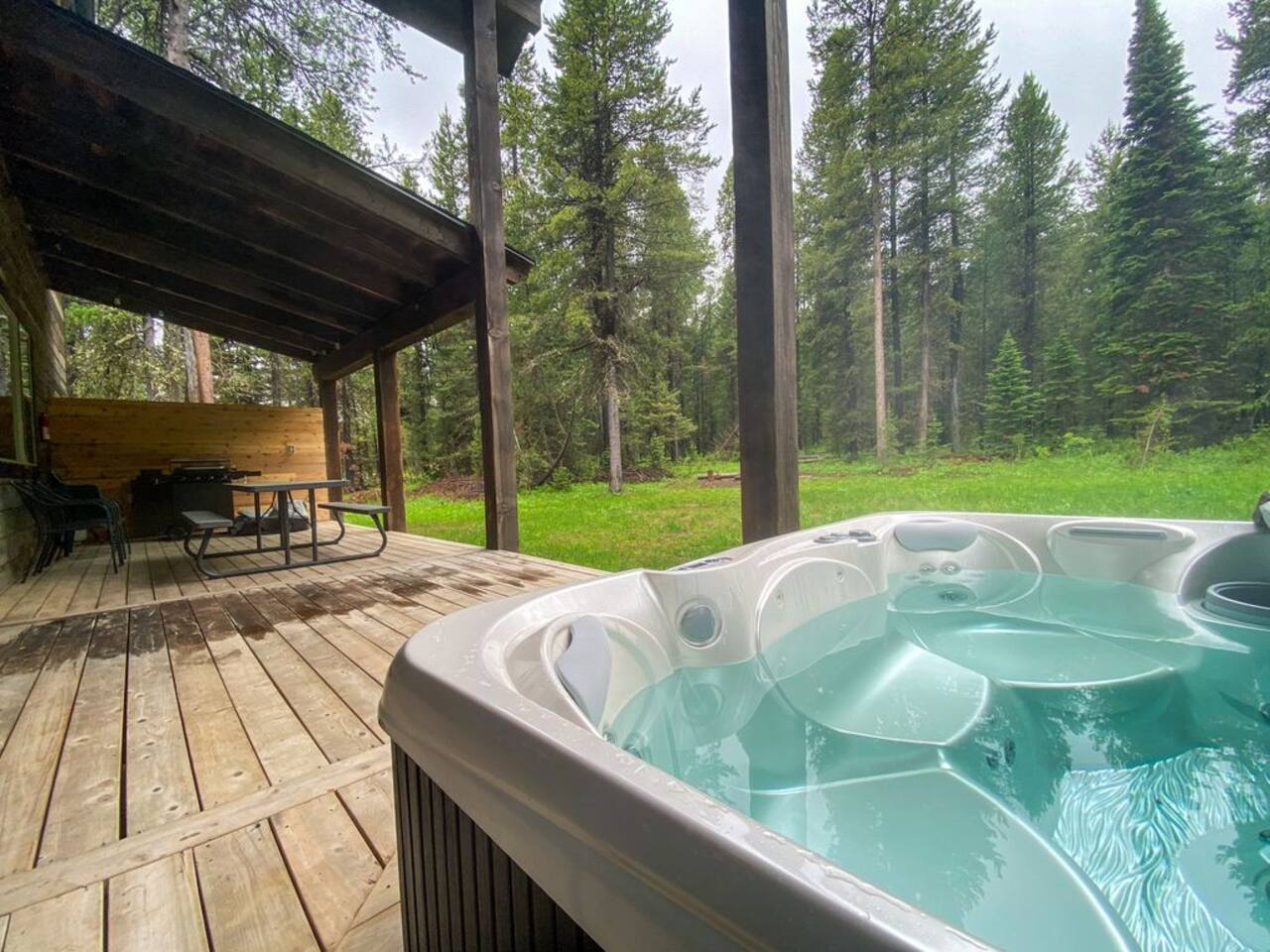 Henry's Rustic Retreat - 20 miles to Yellowstone!