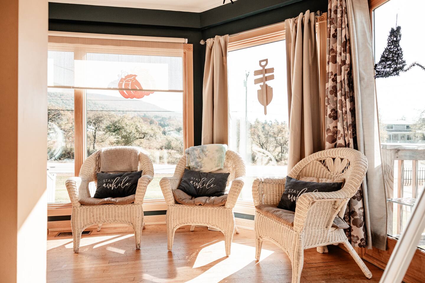 7BR Mountain Retreat | Historic & Scenic Escape
