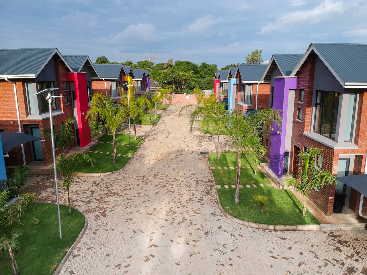 Modern 5 Star, 6 sleeper Apartment @ Sibiti