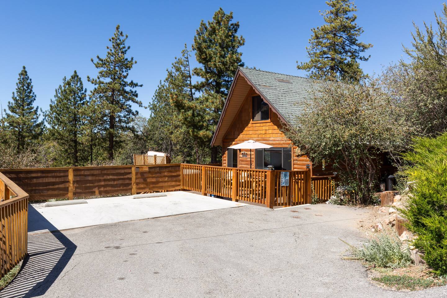 Milo Bear Cabin