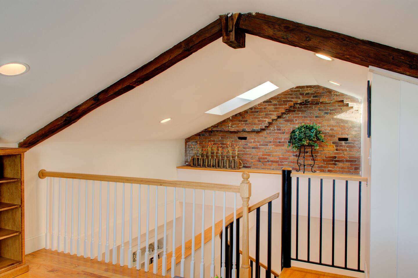 Downtown, Deck, Fireplace, 95 WalkScore