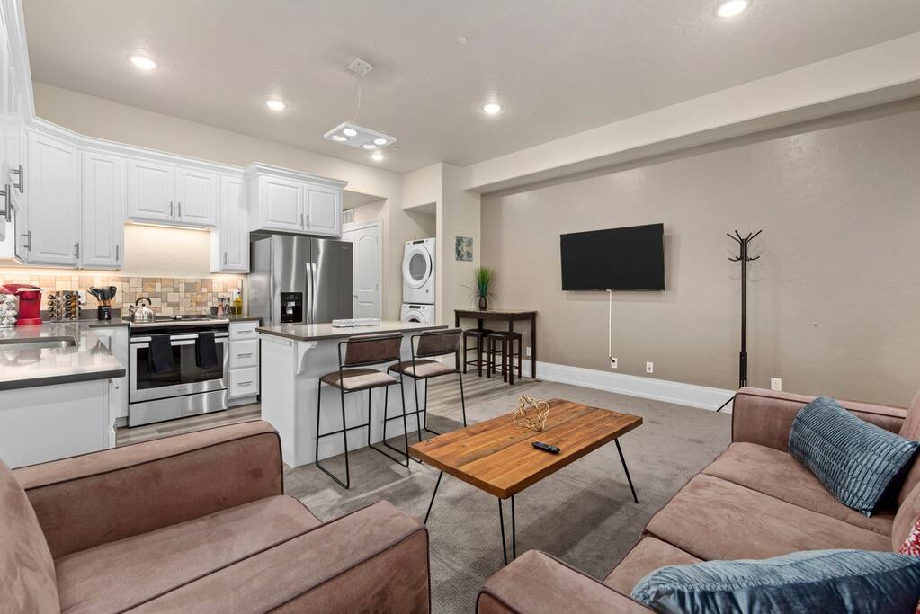 istayelite.hospitable.rentals