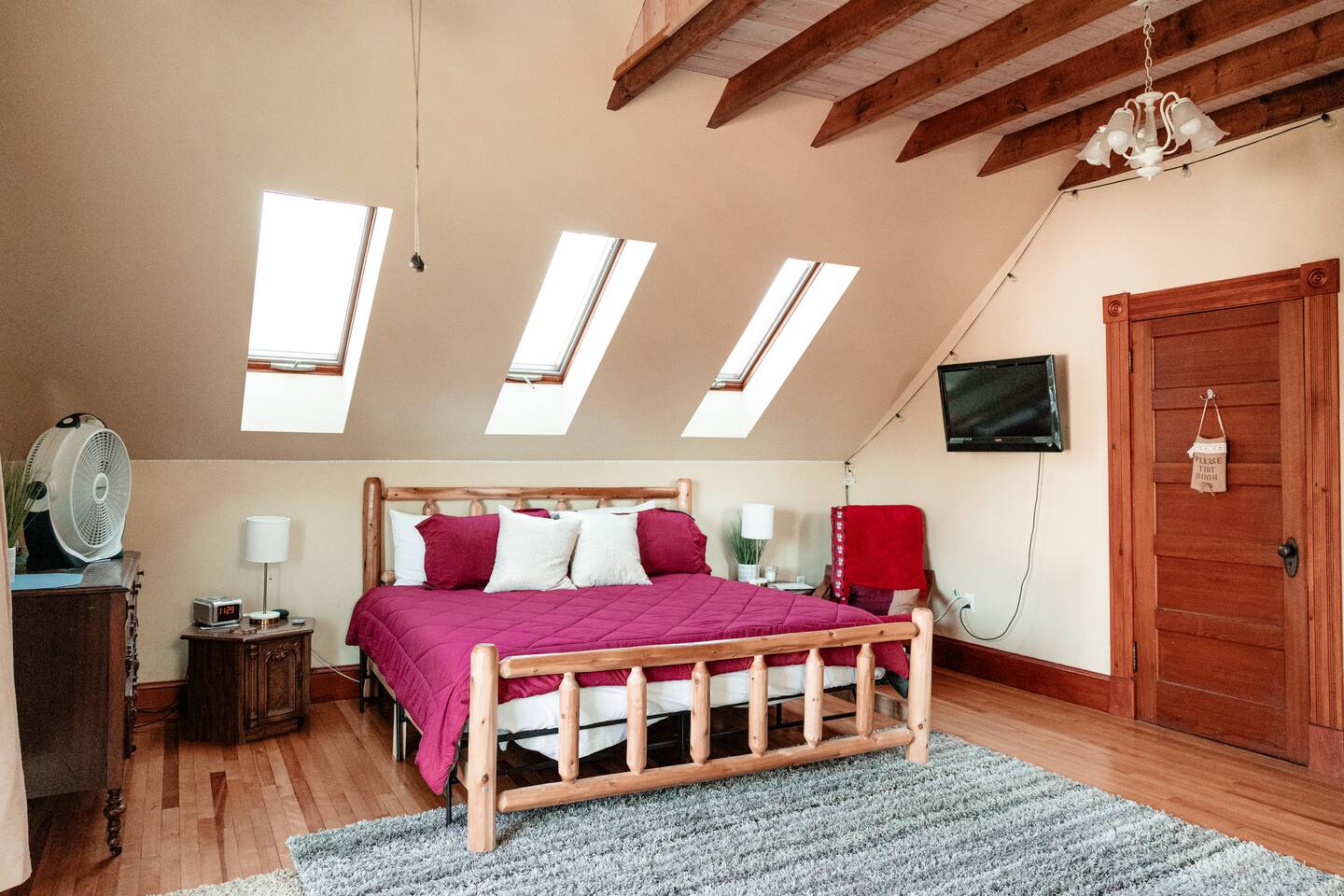 The Stalbird Suite at the Applebrook Historic Home