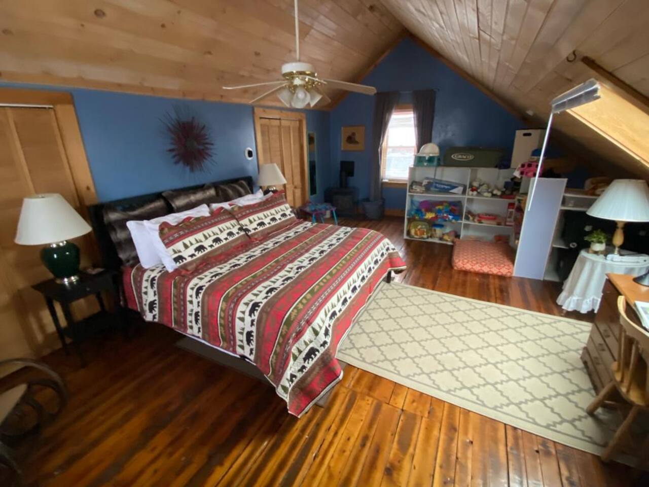 The Cottage at Applebrook Mountain Views