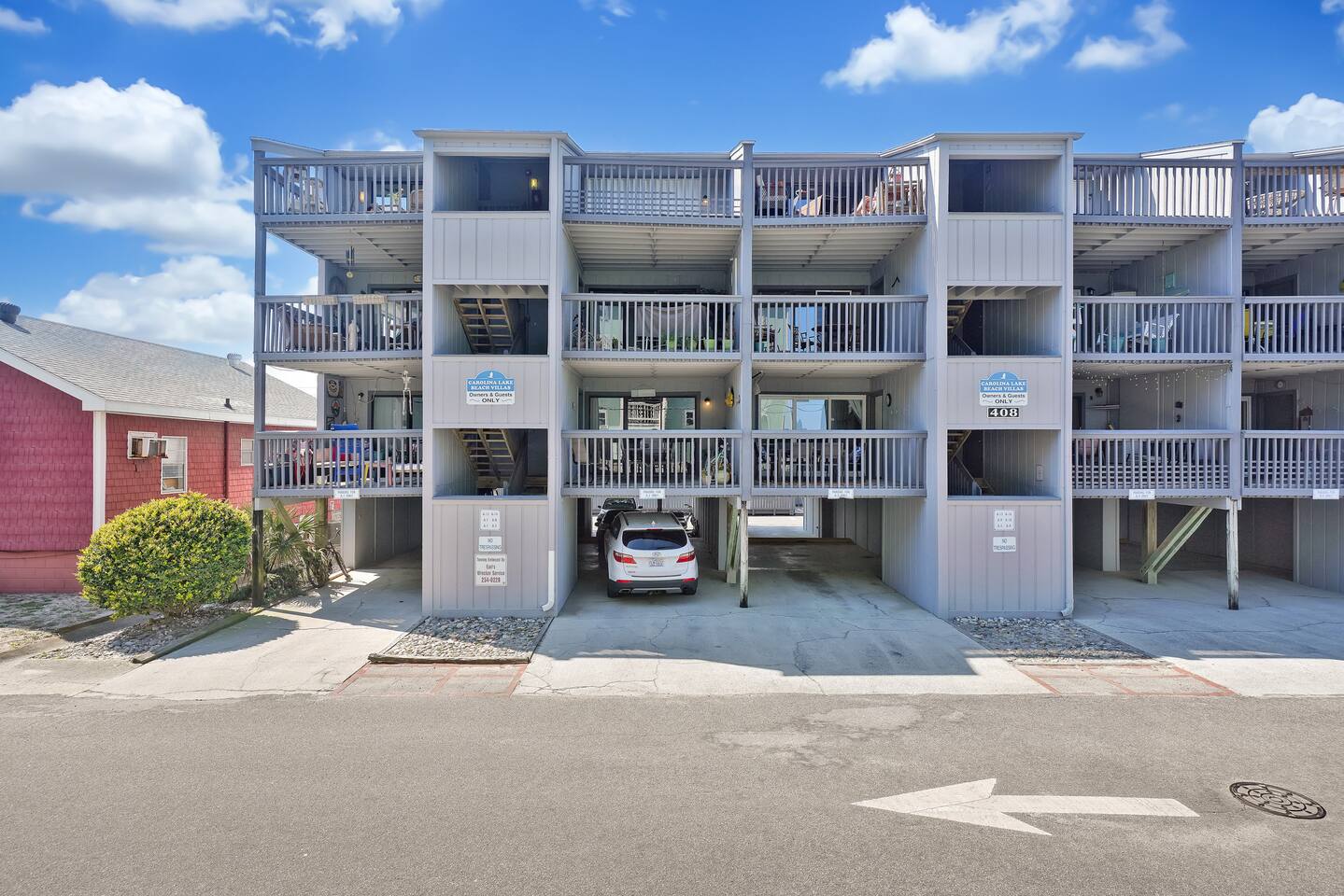 Bright Ocean Condo • Pool Access Near Beach