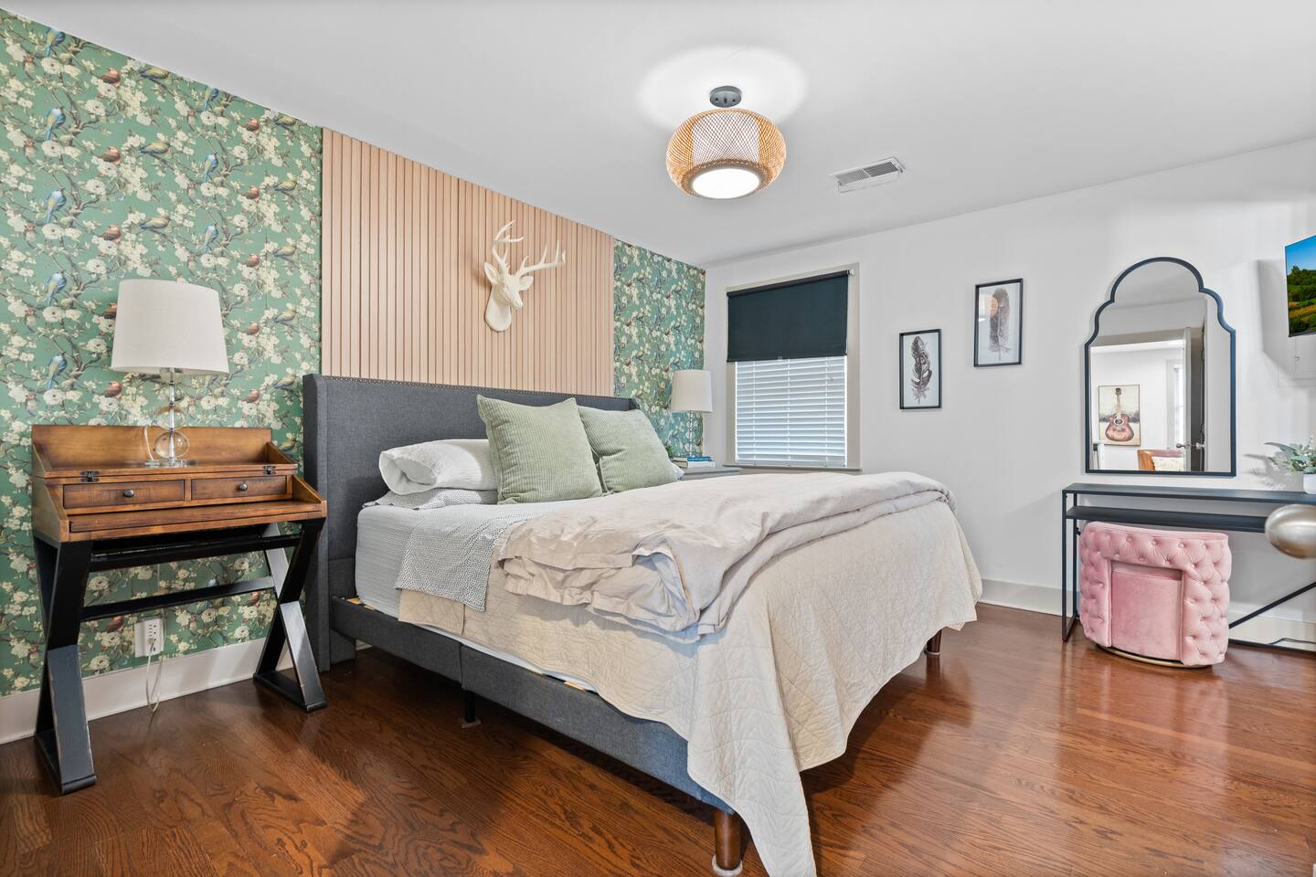 Nashville Gem • Near Broadway & Downtown