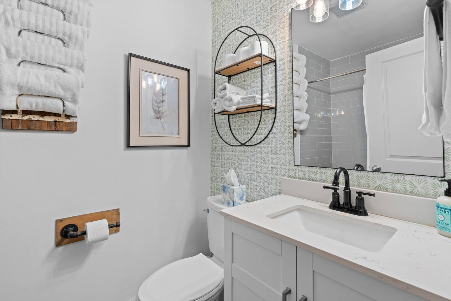 Nashville Gem • Near Broadway & Downtown
