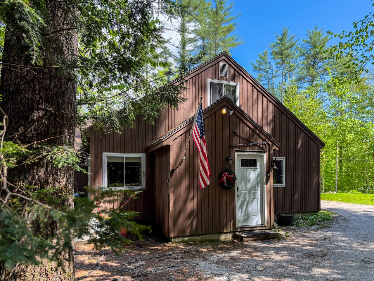 Dog friendly|Large Deck|StoryLand, N. Conway — Bartlett — vacation rental