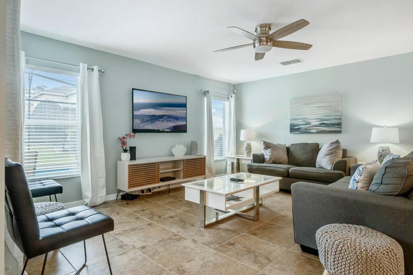 Big Disney Home! Heated Priv Pool-5 Beds Lake View