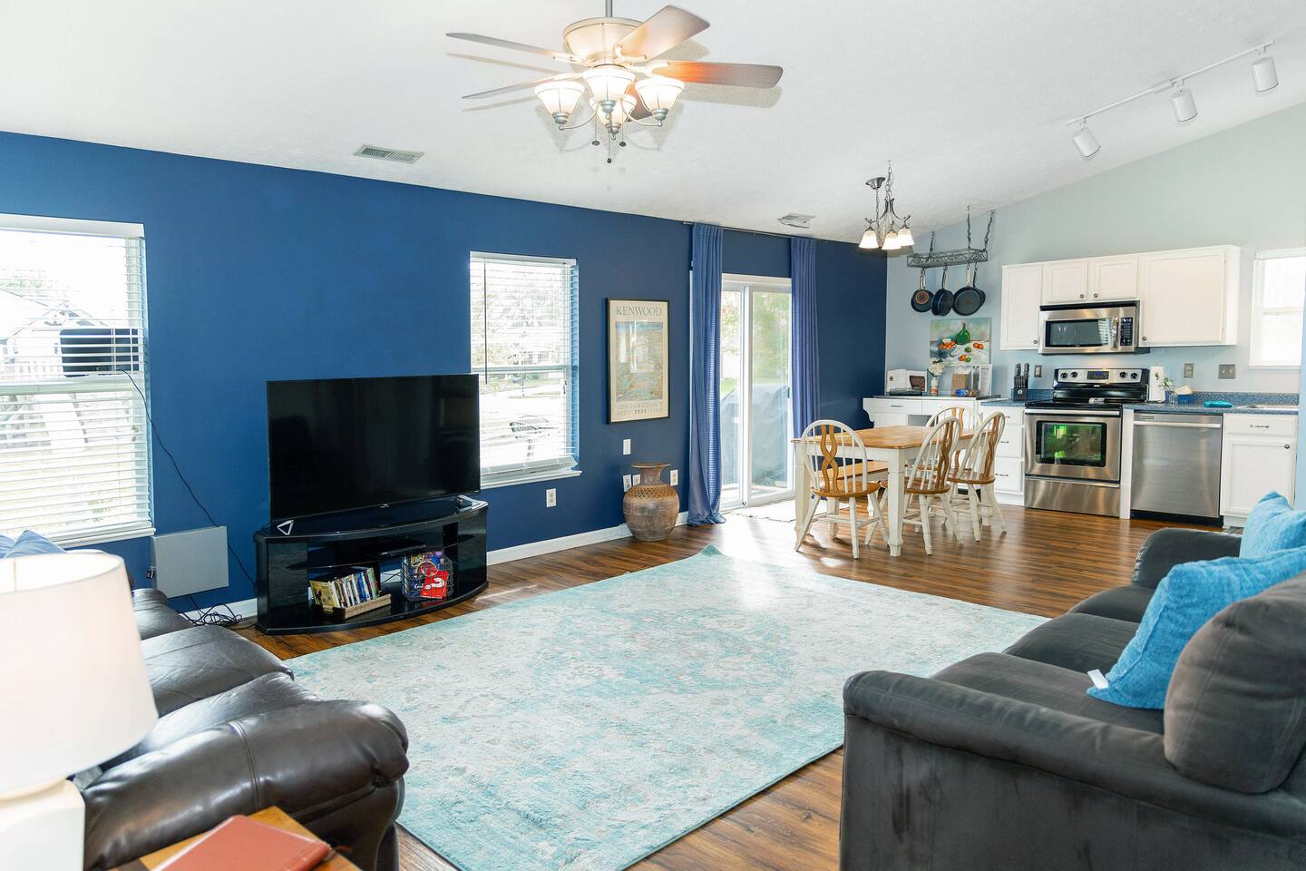 Family Retreat near downtown Westfield