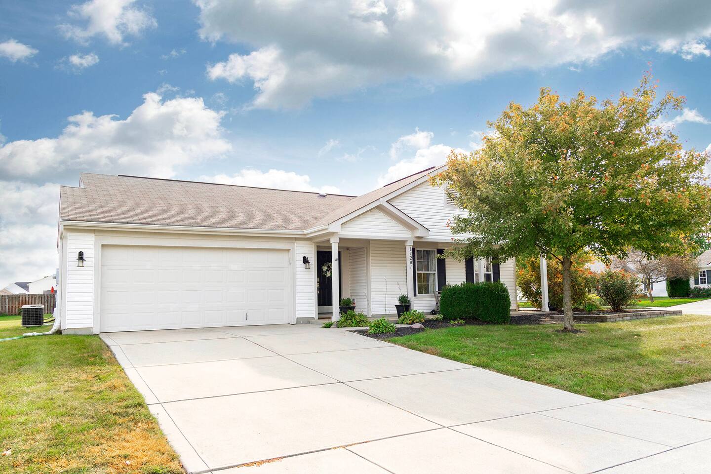 Family Retreat near downtown Westfield