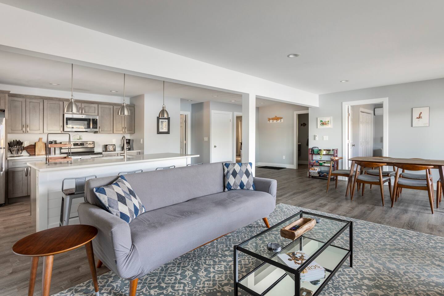 Brand New Direct Lakefront - Panoramic Sunsets