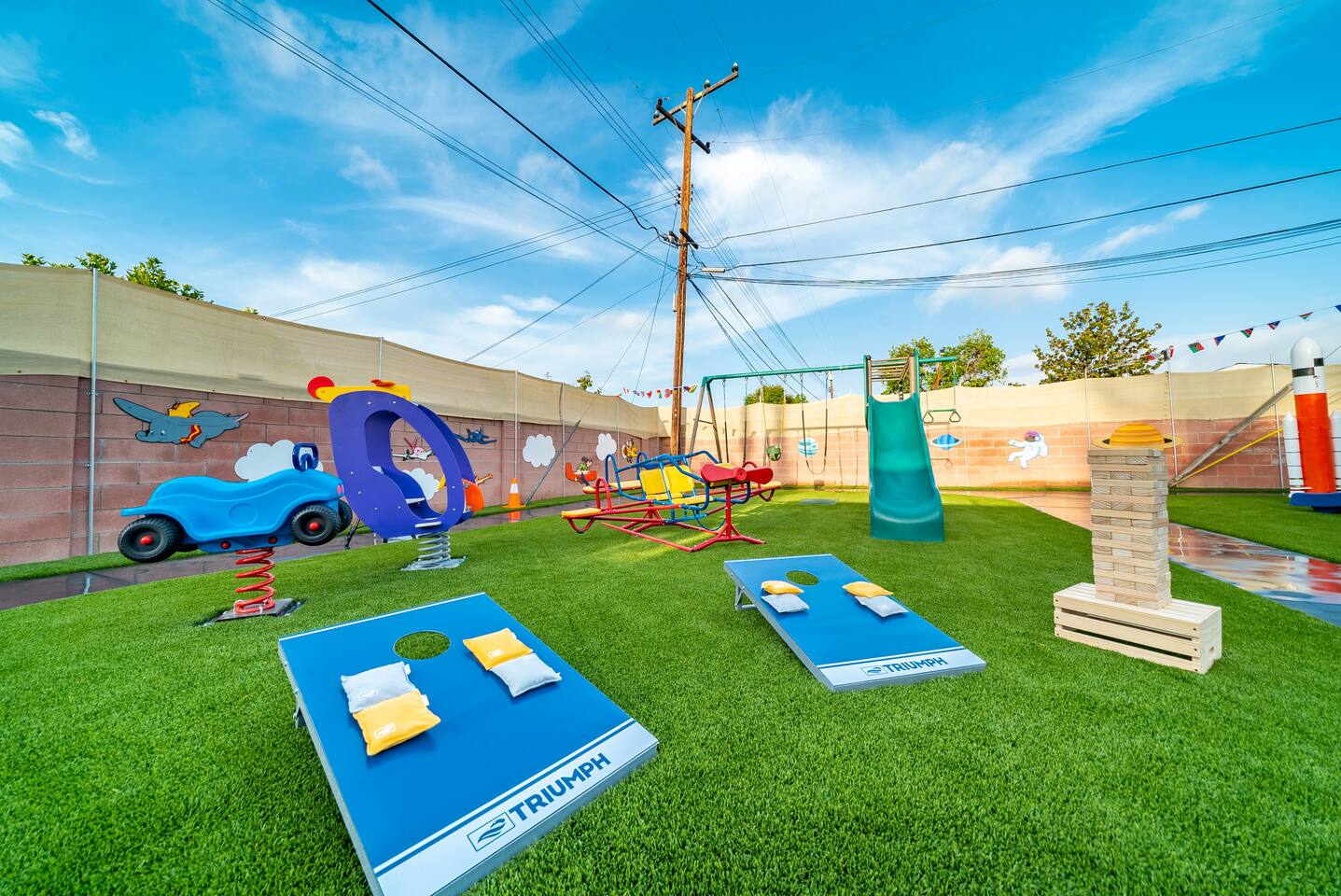 Galaxy Quest Playground, Arcade & Endless Fun!