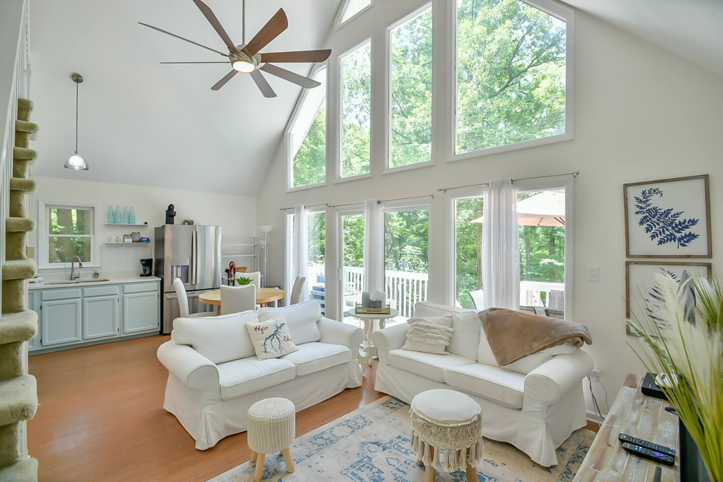 Lake-Front | Hot Tub, Large Dock, Fire-Pit, Deck