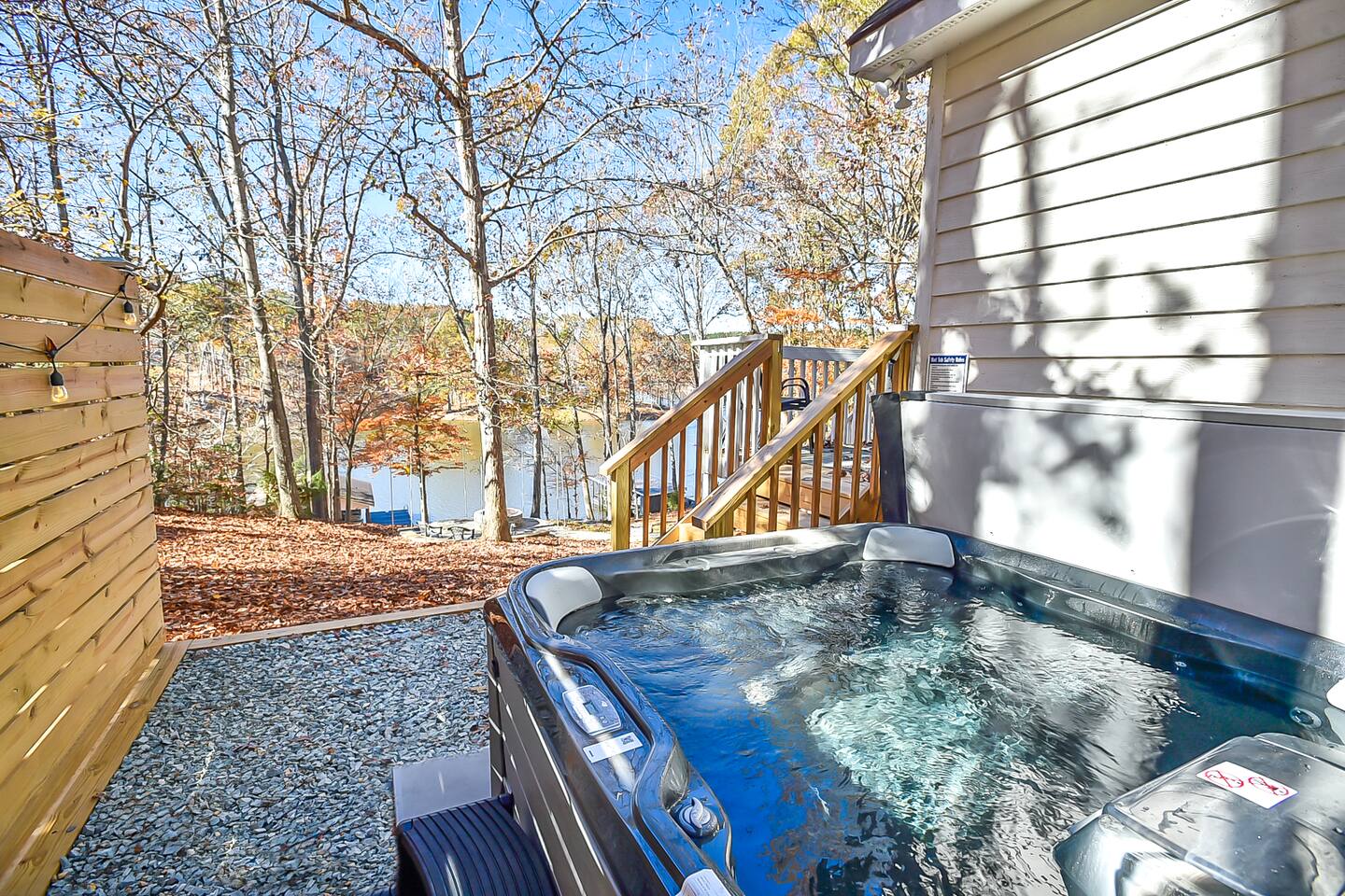 Lake-Front | Hot Tub, Large Dock, Fire-Pit, Deck