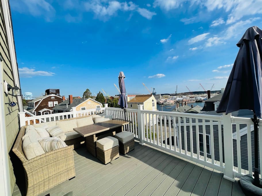 #1 Foreside Home | Walk 2 Harbor&Dining | PVT Deck